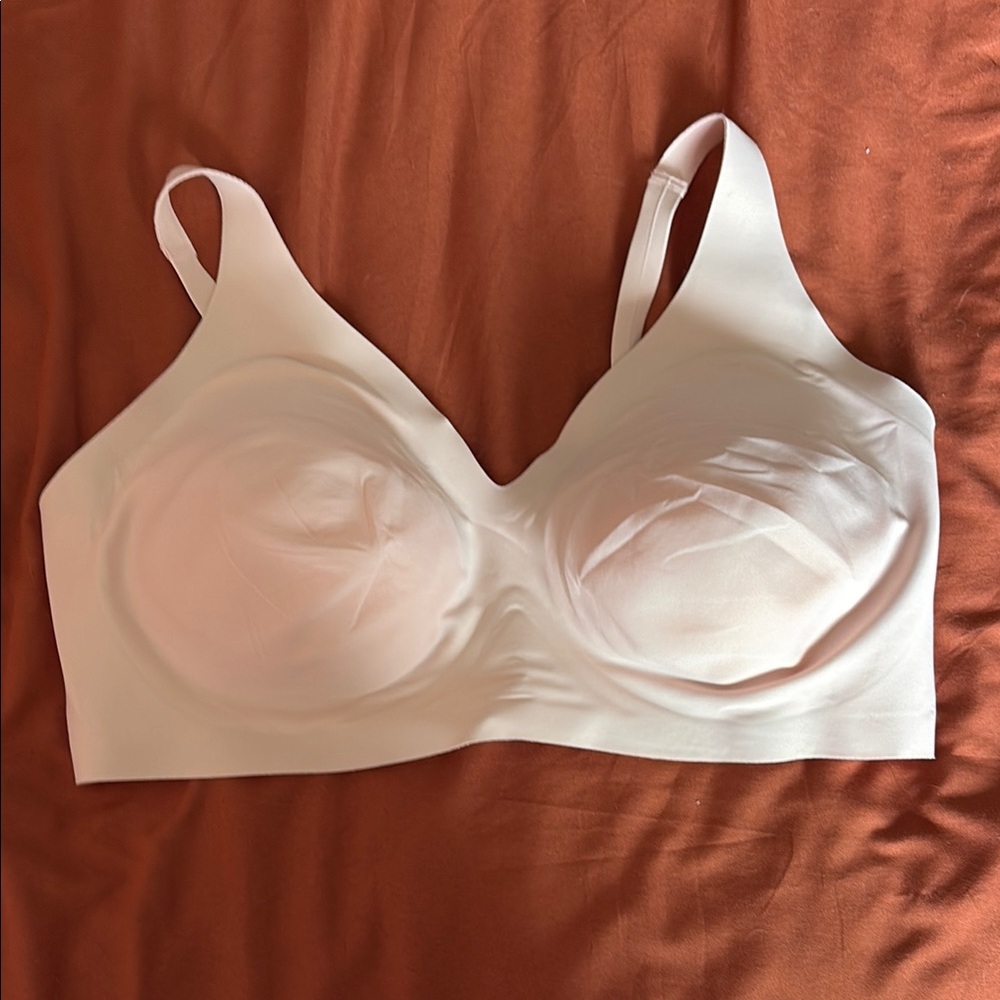 Knix Pink Seamless Bra with Adjustable Straps